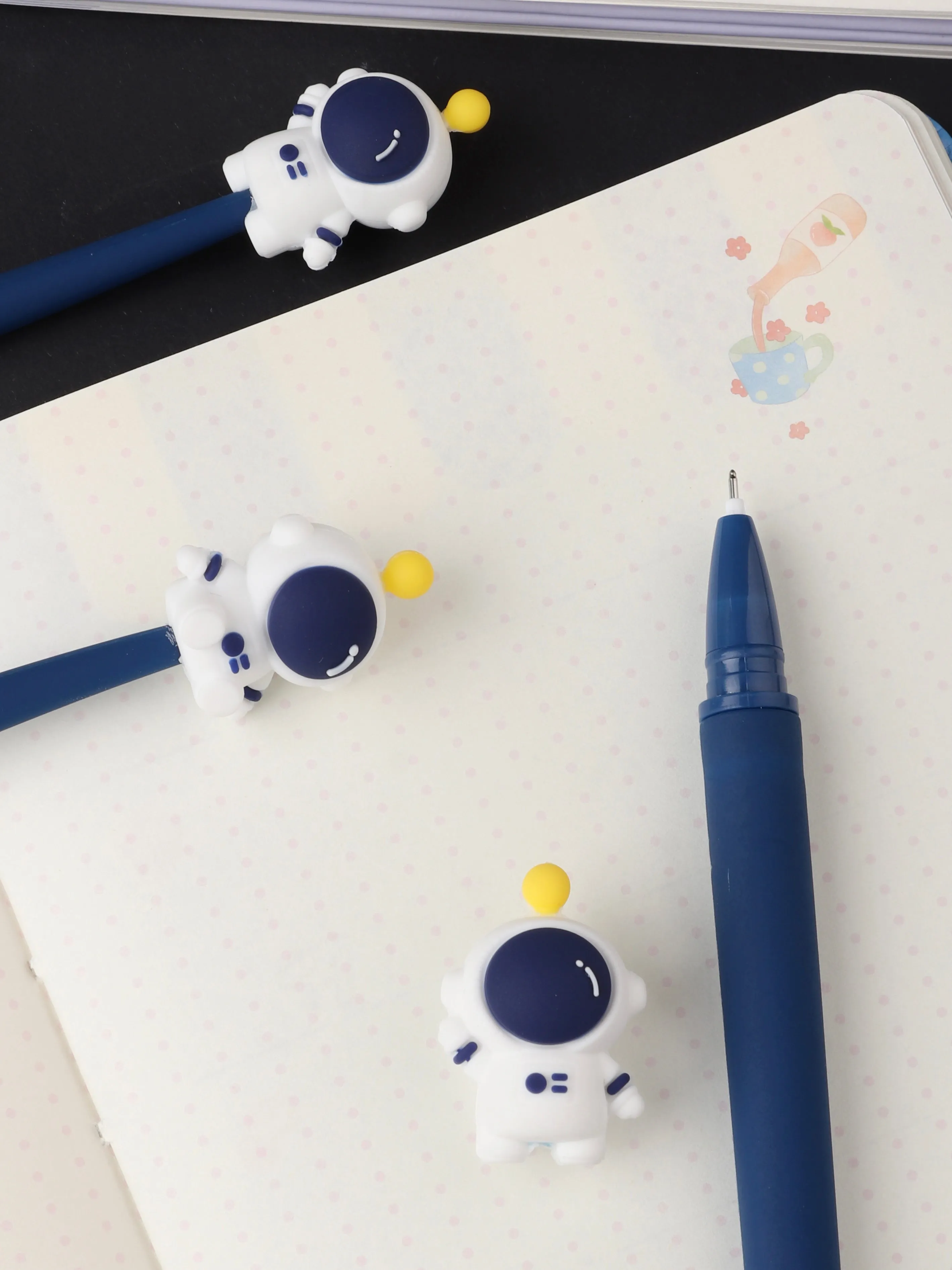 22491 ASTRONAUT WIGGLE GEL PEN-24