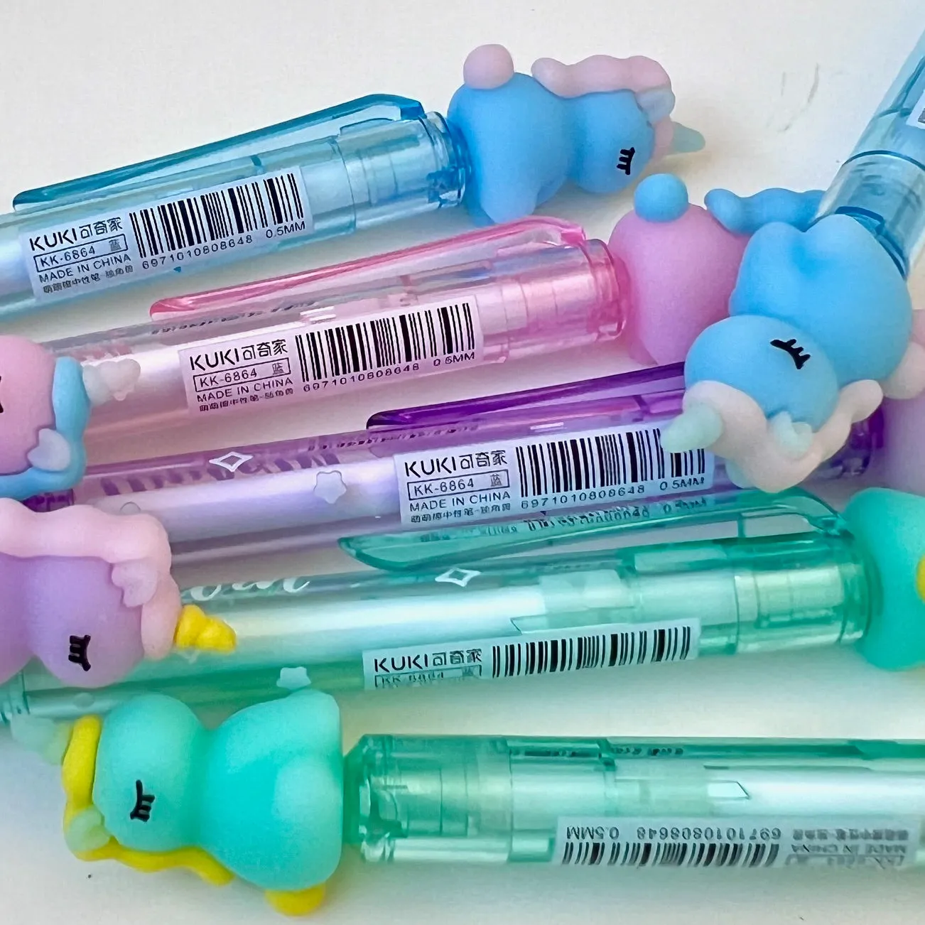 22629 UNICORN RETRACTABLE GEL PEN-24