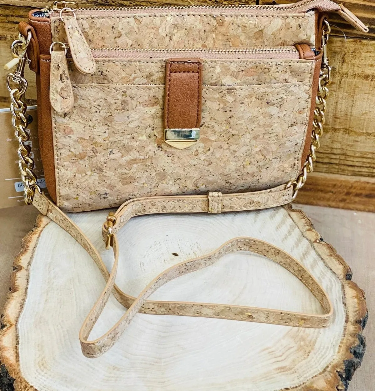 BGT15944 Cork Crossbody Bag